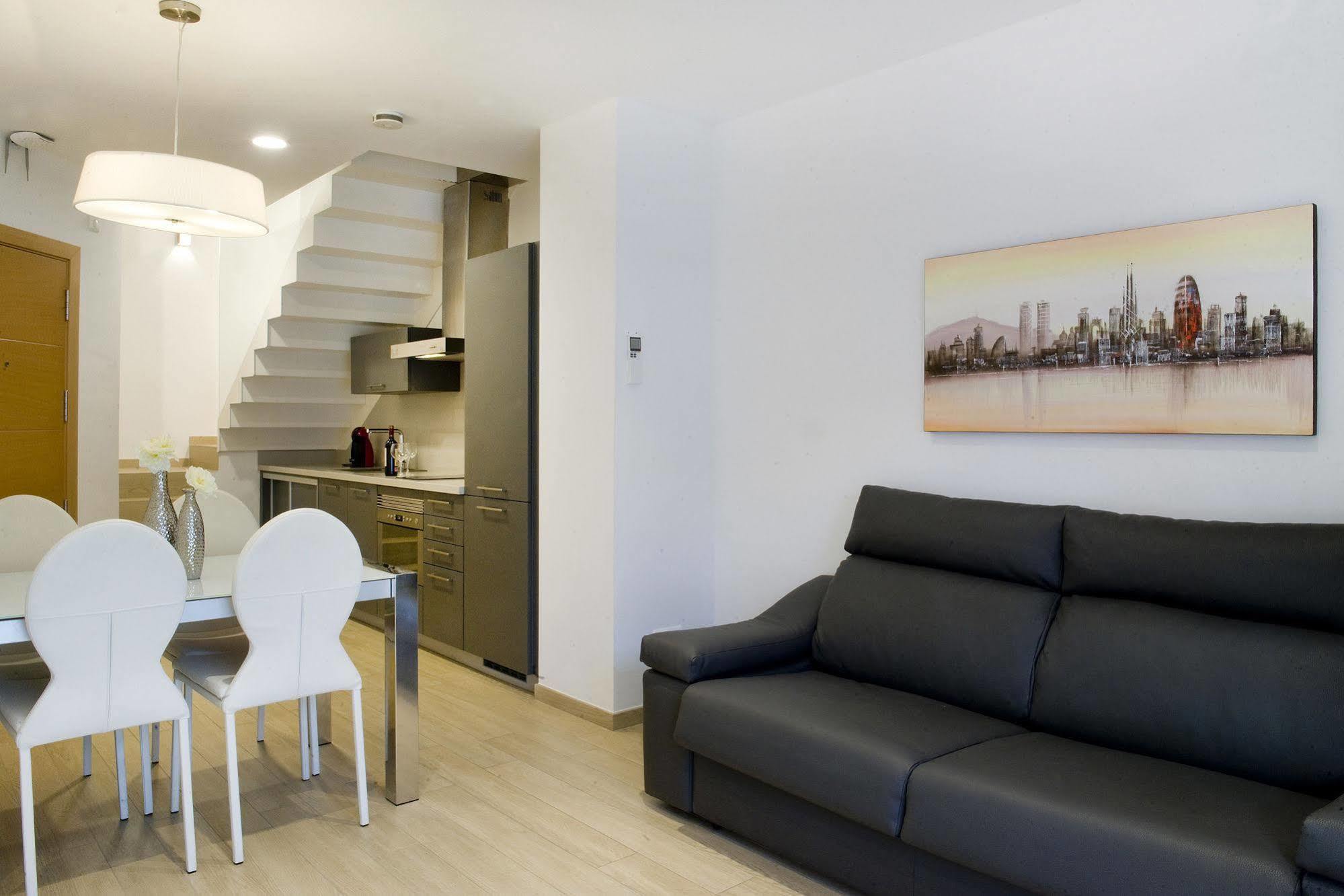Home To Home ברצלונה מראה חיצוני תמונה